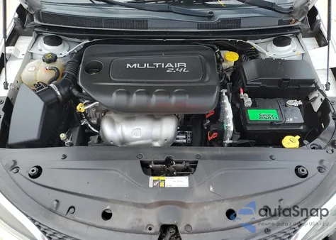 2015 Chrysler 200 Limited z USA, uszkodzony, nr VIN 1C3CCCAB5FN738494